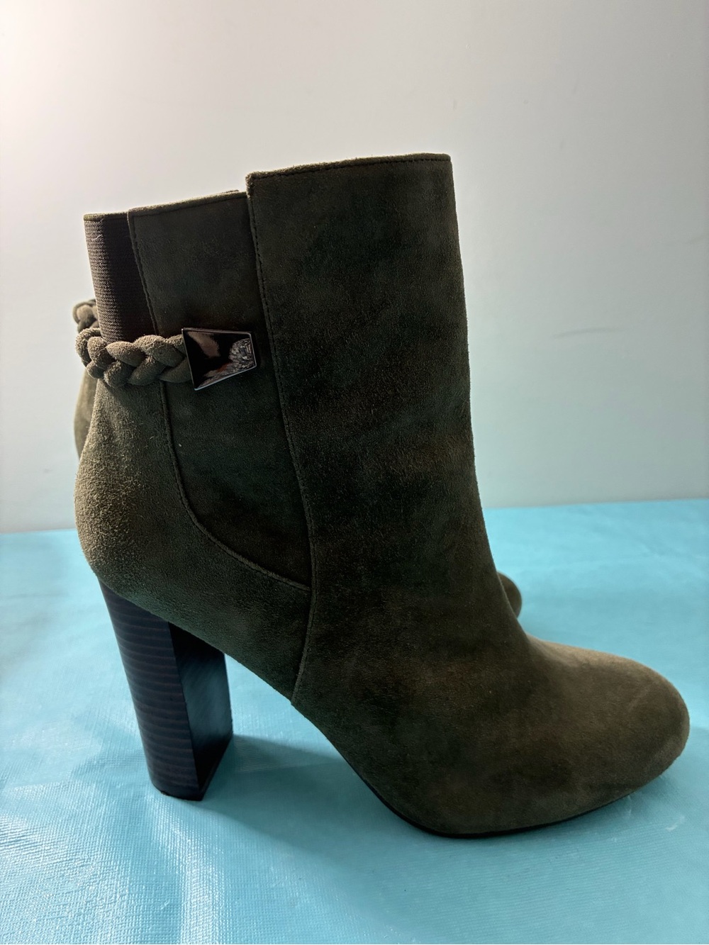 Saks Fifth Avenue Suede Braided Ankle Boot in Olive Forest Green Size 8.5